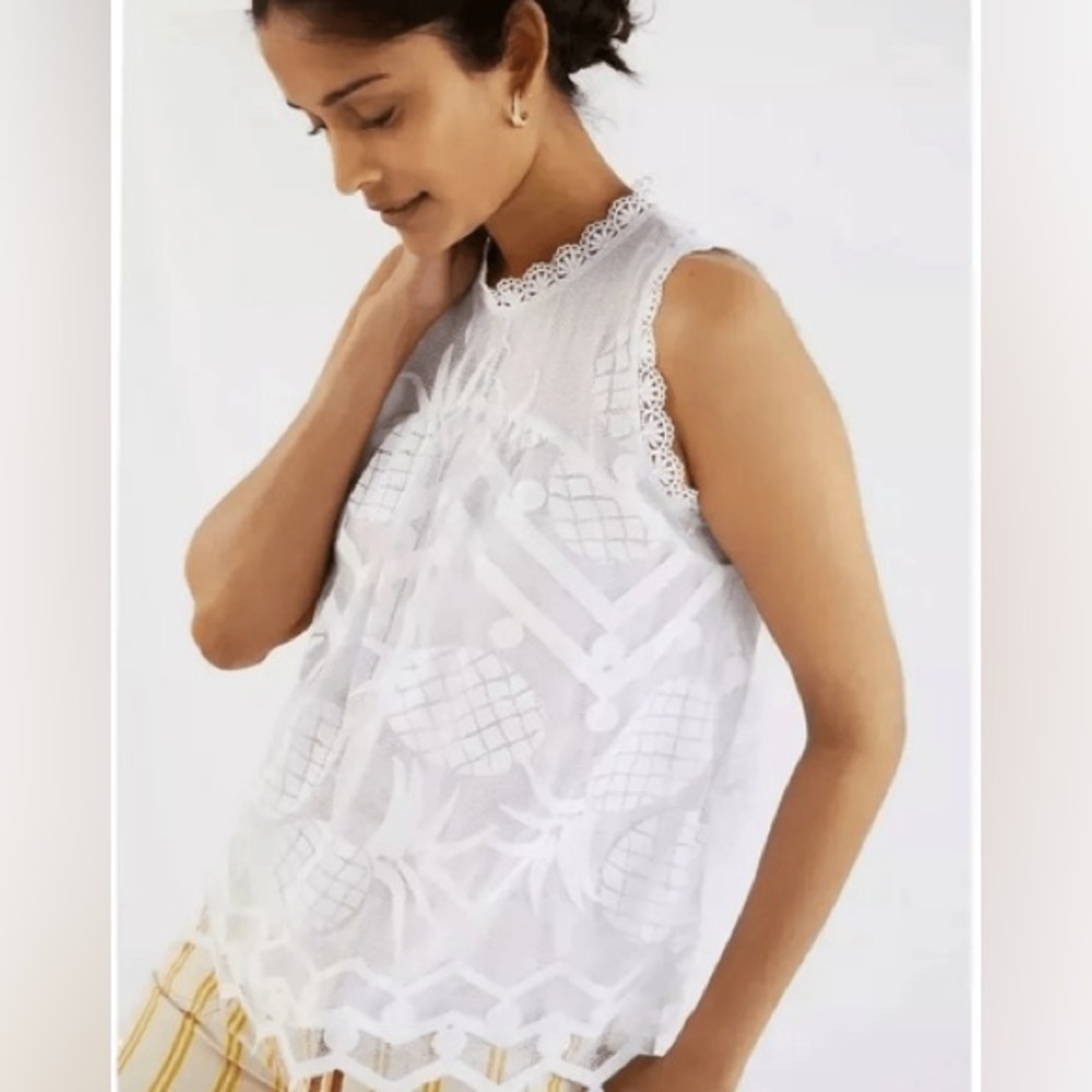 Maeve White Lace Sleeveless Top, pineapple pattern